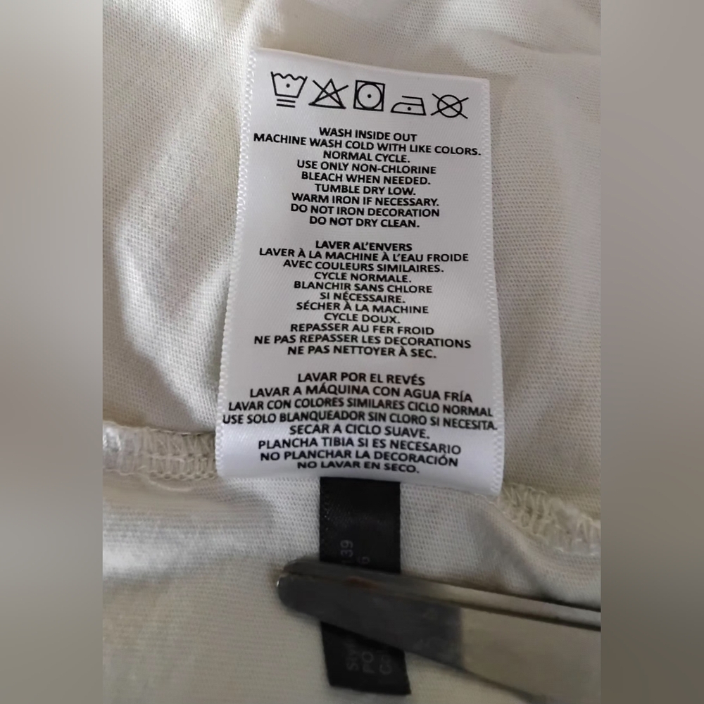 KARL LAGERFELD Men’s Short Sleeve T-Shirt Paris Size  Med Beige w/Black - Picture 9 of 9
